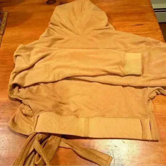Grade and Gather Woman’s Cotton wrap style hoodie. Burnt orange. Size L NWT - Picture 6 of 11